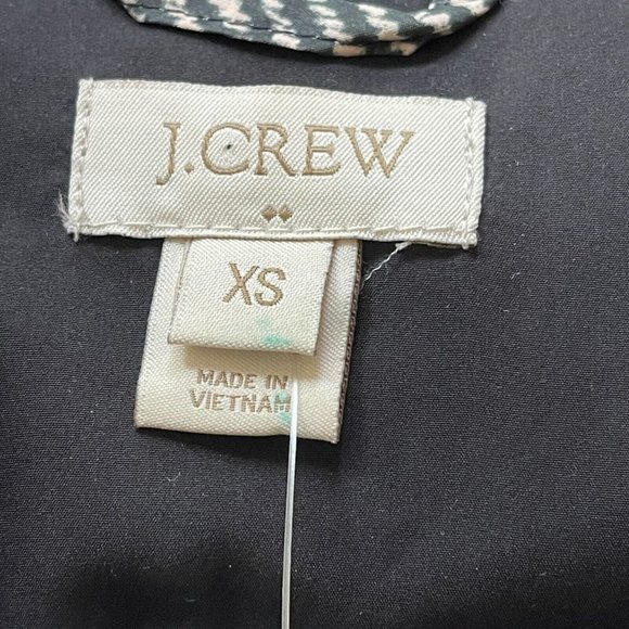 J Crew Quilted Excursion Down Vest XS Sleeveless Contrast Trim Full Zip Gray - Picture 7 of 11